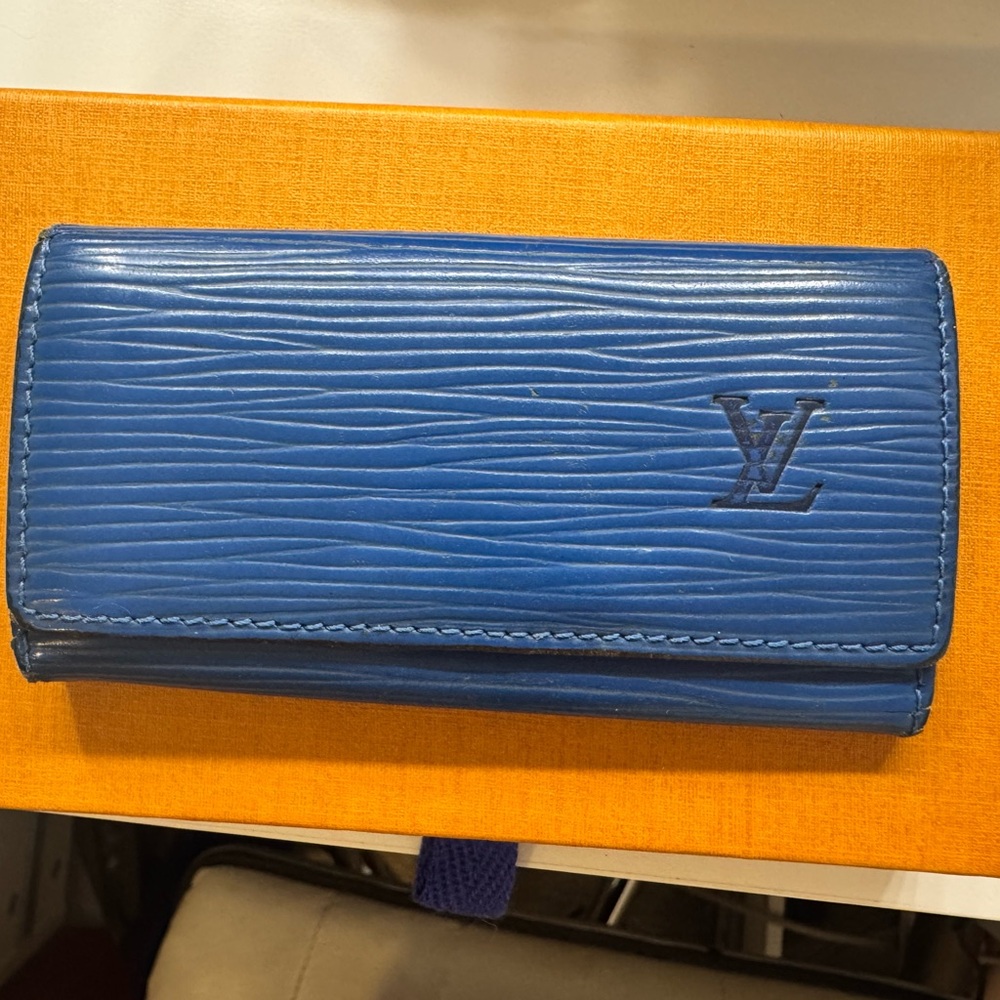 Louis Vuitton Blue Epi Key Case